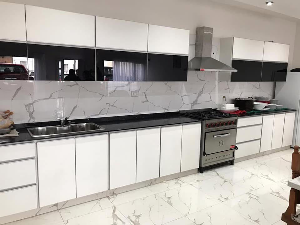 Trabajo realizado por Oro Amoblamientos 11